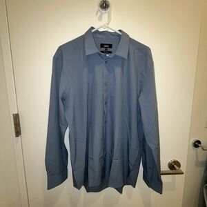 💛 bundle- $10 Classic Blue Men's Button Down Shirt